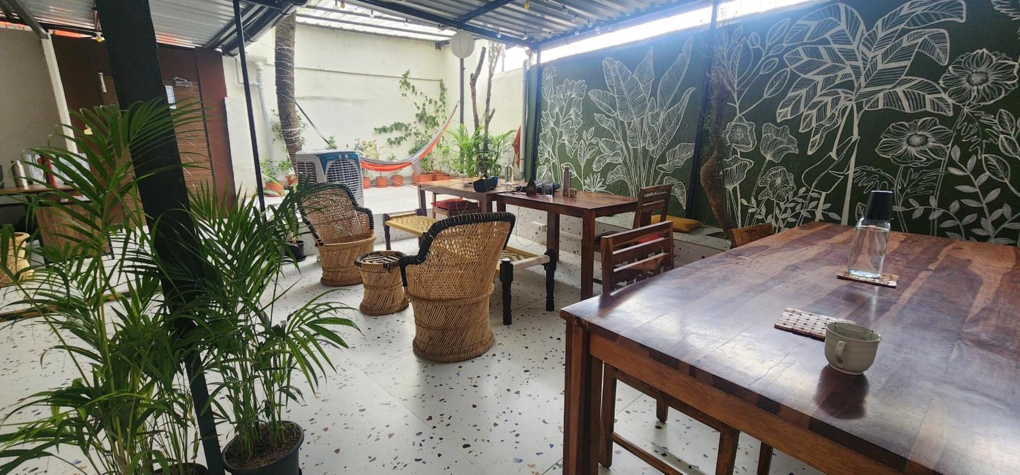 Hammock Hostels - Bandra Bombaim Exterior foto