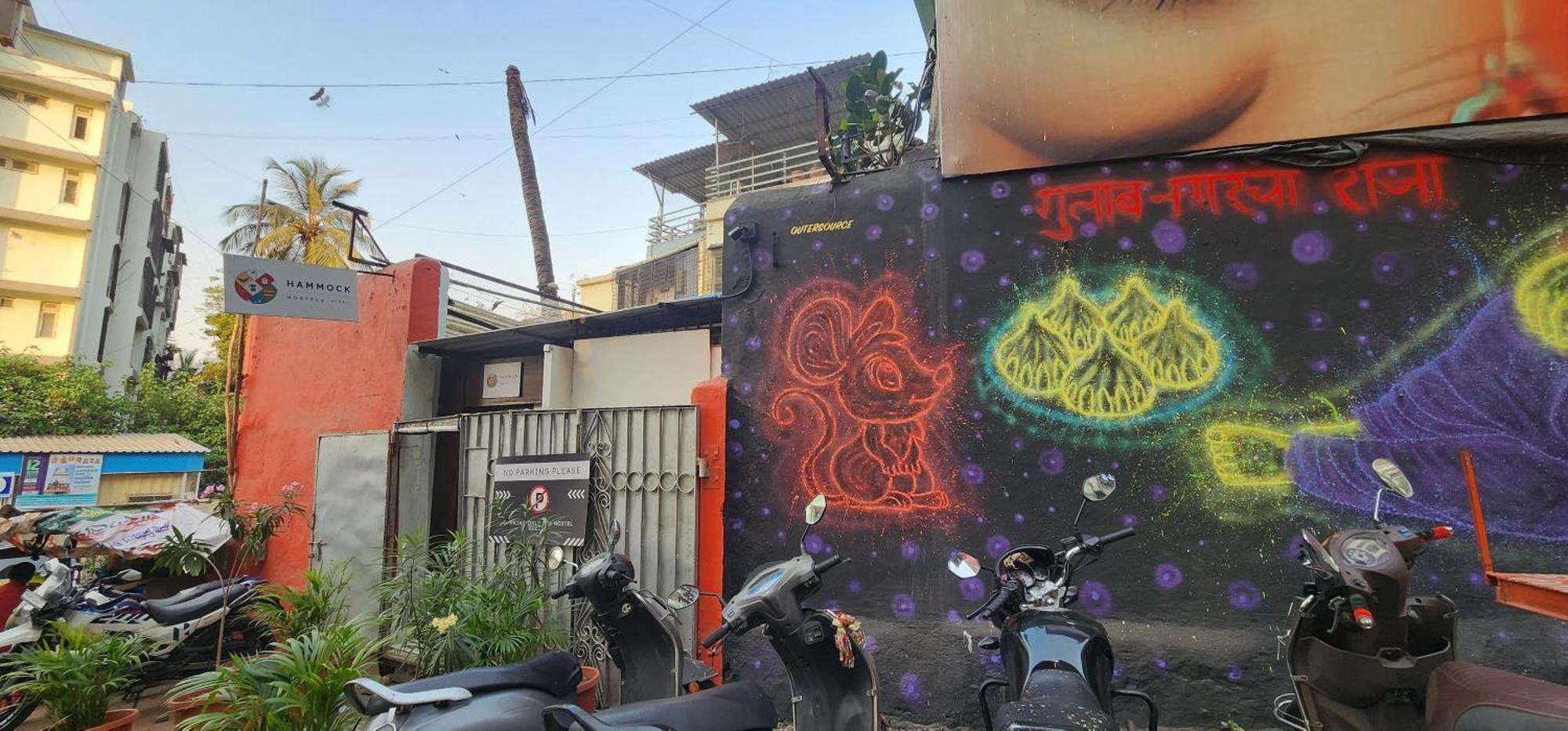 Hammock Hostels - Bandra Bombaim Exterior foto